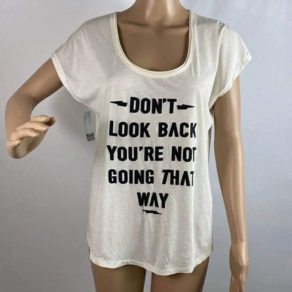 Aritzia Mercer off white short sleeve t-shirt size S